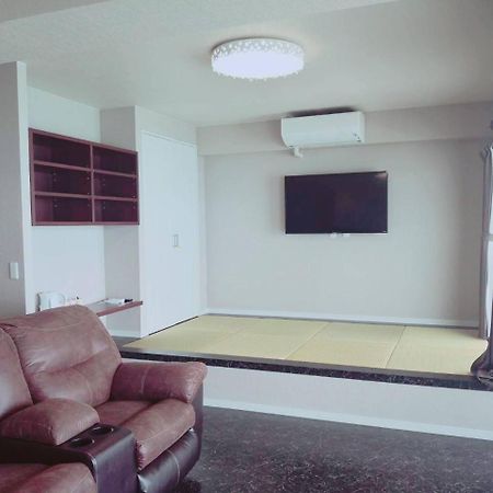 Tsuki No Michi Terrace Apartment Urasaki Exterior photo