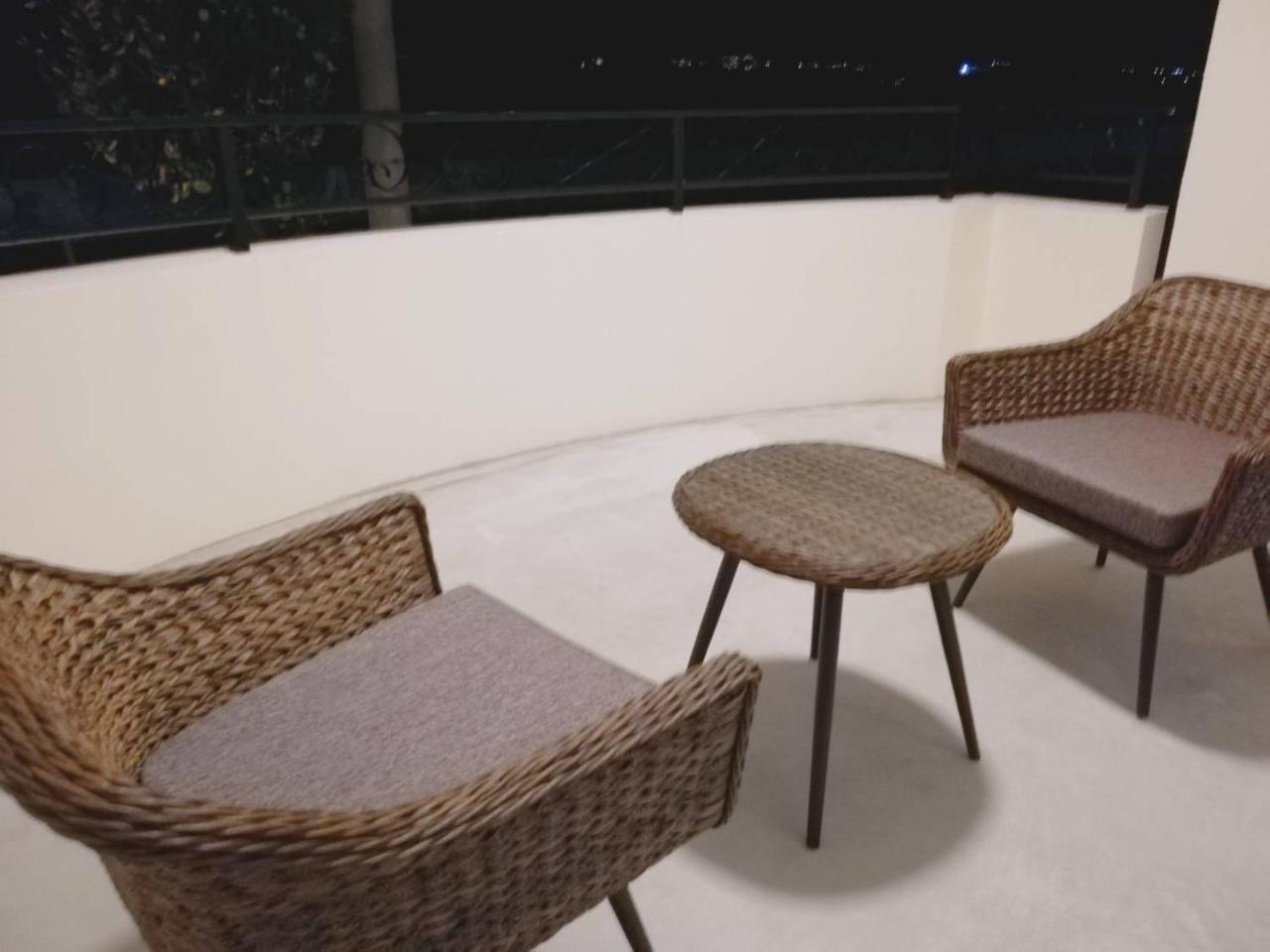Tsuki No Michi Terrace Apartment Urasaki Exterior photo